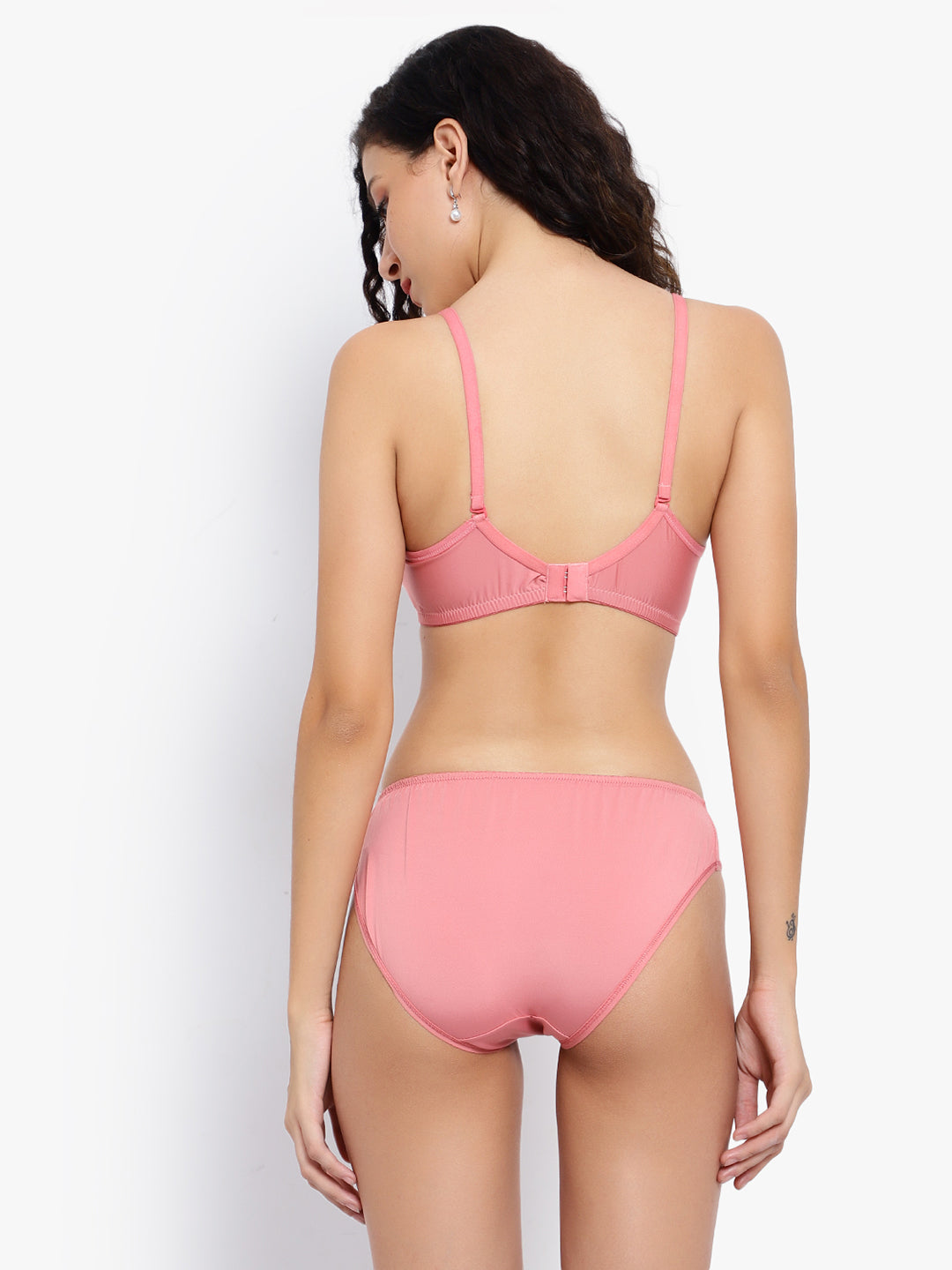 Lycra Light Padded Set Assorted Colour 4 Pcs Pack